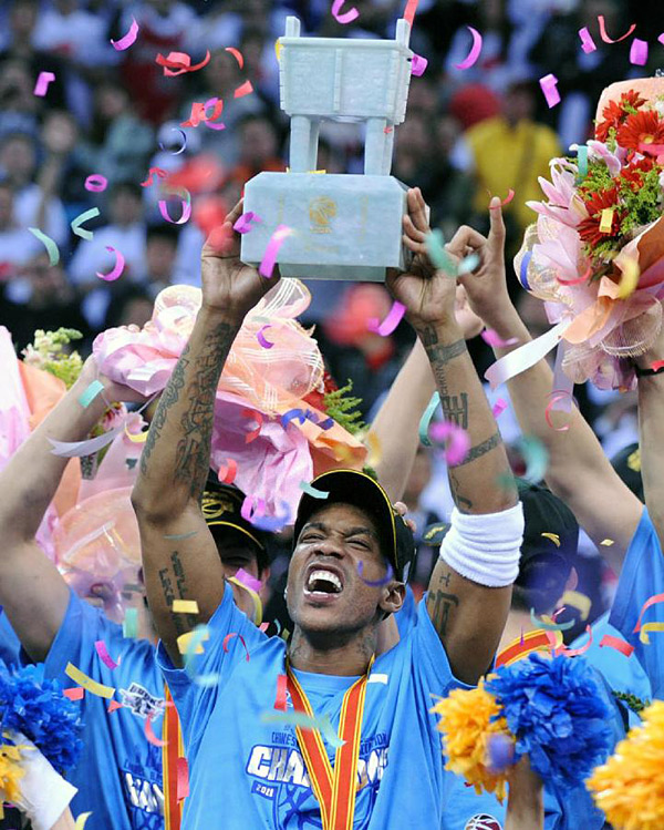 】福建泉州的“蚝宅”冰球突破【文体艺苑(图5)